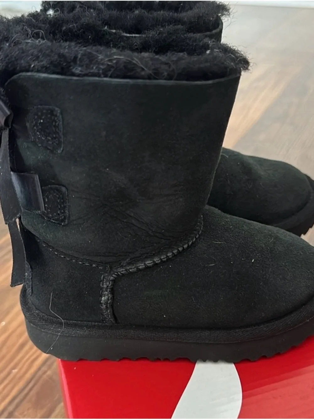 UGG Kids Black Ribbon-Back Shearling Boots